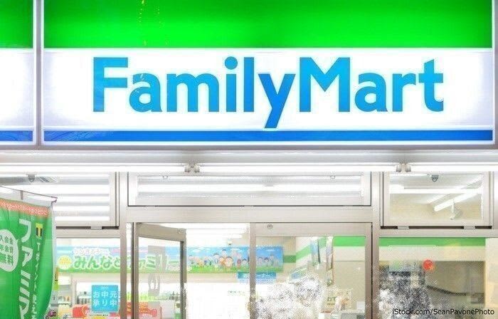 【ファミマ限定】「スイーツのようなアイス」シリーズに新フレーバーのいちごタルトが登場