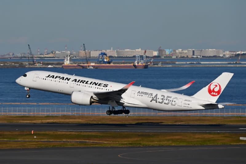JAL、JALカードnavi会員限定の国際線特典減額マイル　2023年度の予約受付を開始