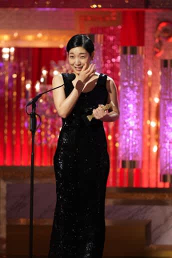 Sakura Ando, ​​when she was worried about balancing childcare and work, even when she thought about retiring, "Beyond what I can and can't do, after all...
