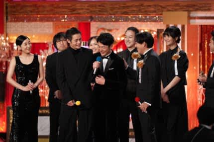 Japan Academy Award "Aru Otoko" wins XNUMX awards including best picture award Starring Tsumabuki Satoshi "I'm really happy" tears of tears