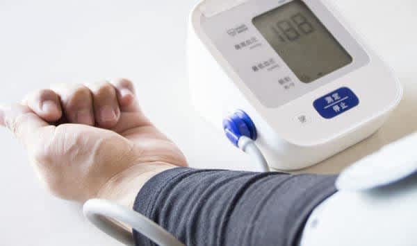 血圧は「心拍出量」と「血管抵抗性」で決まる 上が140以上で高血圧【健康指標の意味を知る】