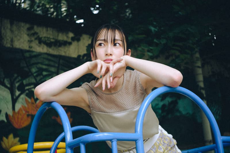 宮下かな子、初の作品集が発売！アートと映画を愛する俳優インタビュー　