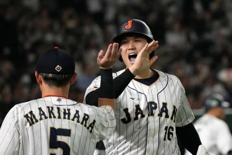 Samurai J advances to the quarterfinals with a big win over Italy.