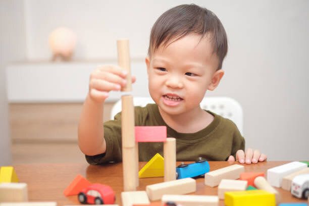 2歳・3歳で大きく伸びる4つの力。「教える」ことよりも「教えない」知育が大切な理由って？