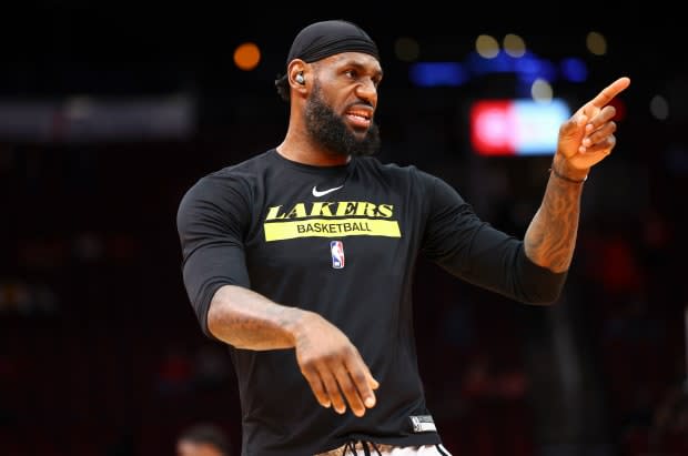 Lakers Fans React To LeBron James’ Latest Insta…
