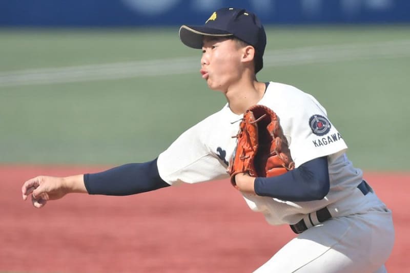 [High school baseball] A fielder who has difficulty throwing the ball becomes the ace A slow ball "magician" who held down Chiben Wakayama at a maximum speed of 129 km
