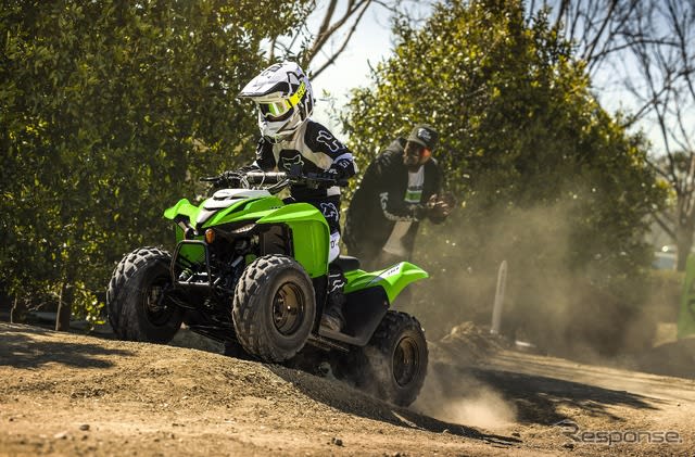 Proposing the enjoyment of off-road four-wheeled vehicles, Kawasaki introduces small and medium-displacement ATVs to the domestic market