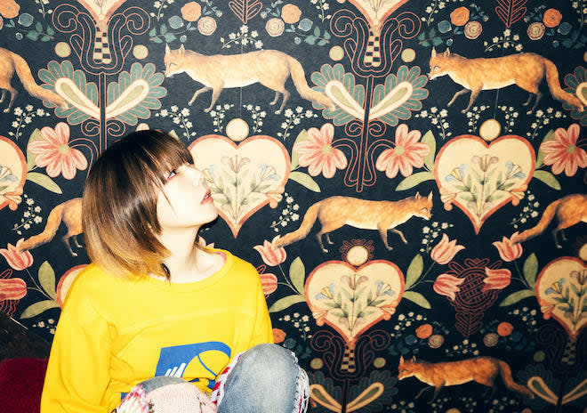 aiko, from the new AL, pre-delivery of "Rough lips lose love". AL delivery campaign also held