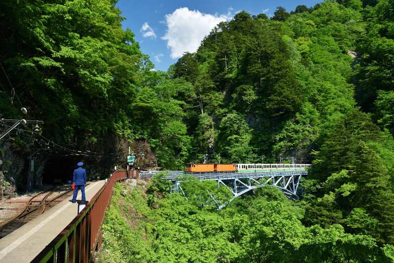 Do you know the "Kurobe Gorge Torokko Train" where you can see a magnificent view from the train window? Open from April 2023, 4…