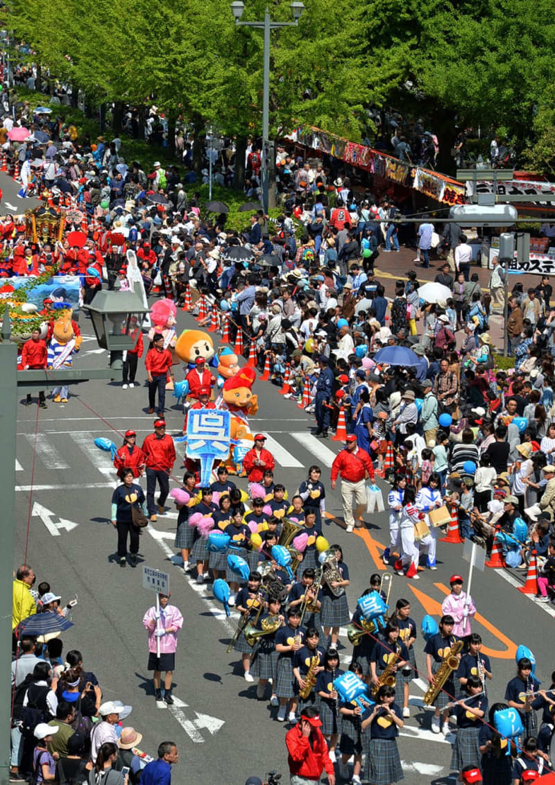 呉の3祭り、4年ぶりフルメニュー開催　呉みなと祭・海上花火大会・くれ食の祭典