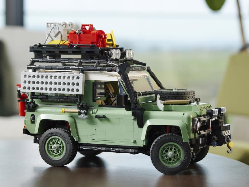 Celebrate Land Rover's 75th Anniversary with LEGO Classic Defender 90 Set