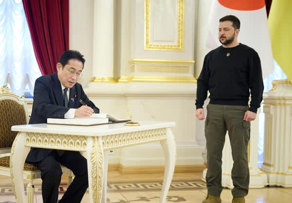 ウクライナが戦後復興で「日本主導」と名指し…岸田政権が突きつけられる巨額支援