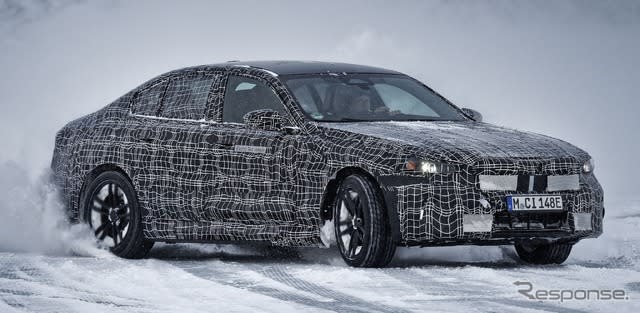 BMW 5 Series next-generation EV "i5", photo release of prototype