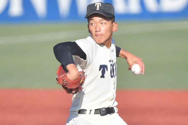 [High school baseball] "Curves you don't usually use" Throwing "comfort" The biggest thing... Osaka Toin and Maeda showed their bottomless ability