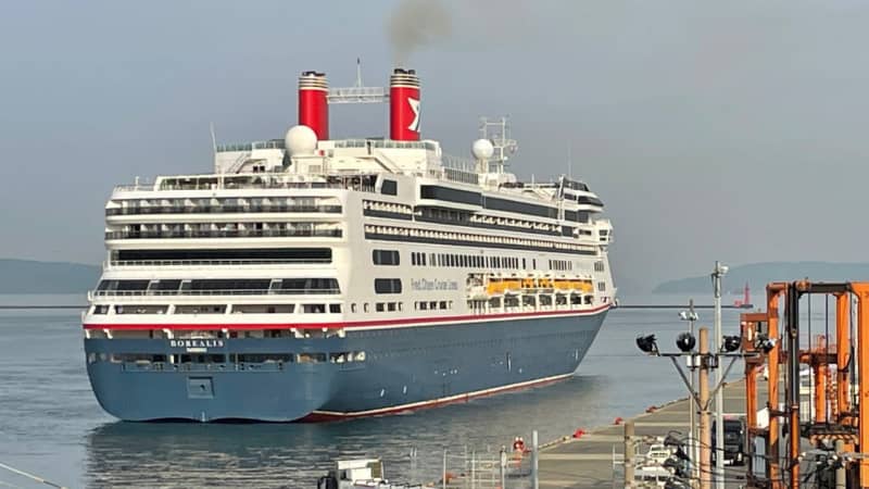 博多港に約３年２か月ぶりに“国際クルーズ船”新型コロナ前は日本一の寄港数だった