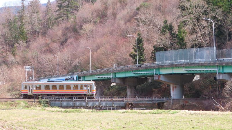 The Geibi Line will resume operation in late May, with substitute transportation between Bingo Ochiai and Tojo.