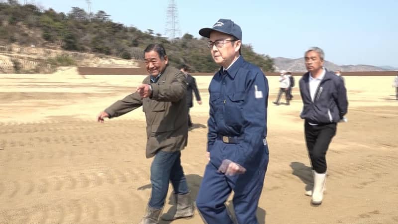 Governor Ikeda visits Teshima, Kagawa / Following the completion of a series of industrial waste treatment projects [Kagawa]