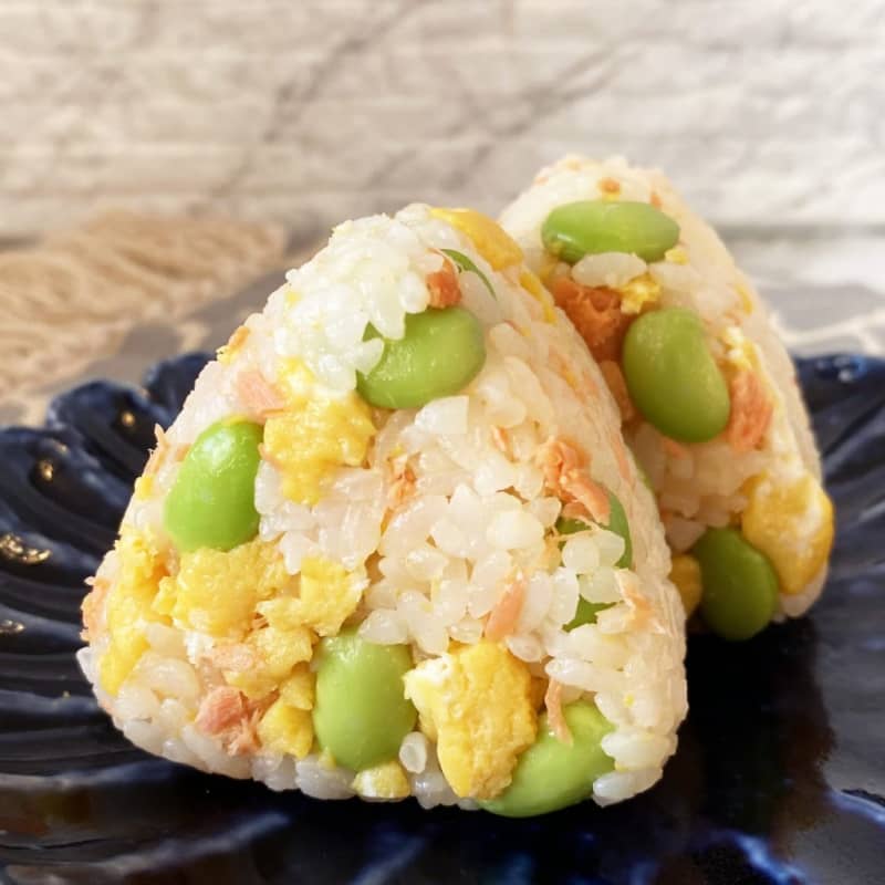 Great for cherry blossom viewing!"Onigiri", the savior of working dads and moms Popular Instagrammer's nutritious and easy recipe is a hot topic