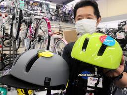 「蒸れるしダサい…」自転車ヘルメット、高校生9割は非着用派　1日から努力義務化　会社員やシニア…