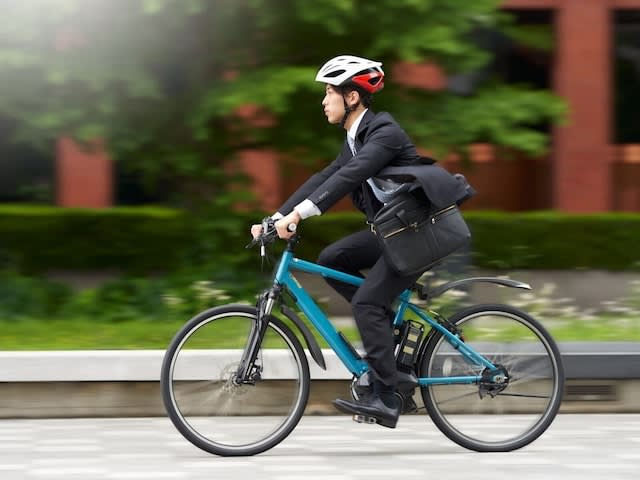 自転車ヘルメット「おしゃれじゃない」という声も…4月から努力義務化、どう変わる？【弁護士が解説】