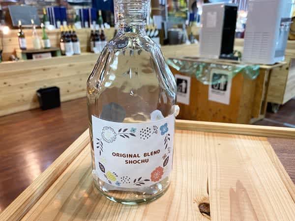 I went on a factory tour of "Wakashio Sake Brewery" where you can experience blending shochu!