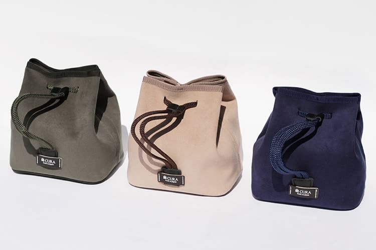 Drawstring type that can be put in and taken out quickly!"Kura CURA Camera Pochette Suede" that can be used as a bag-in-bag
