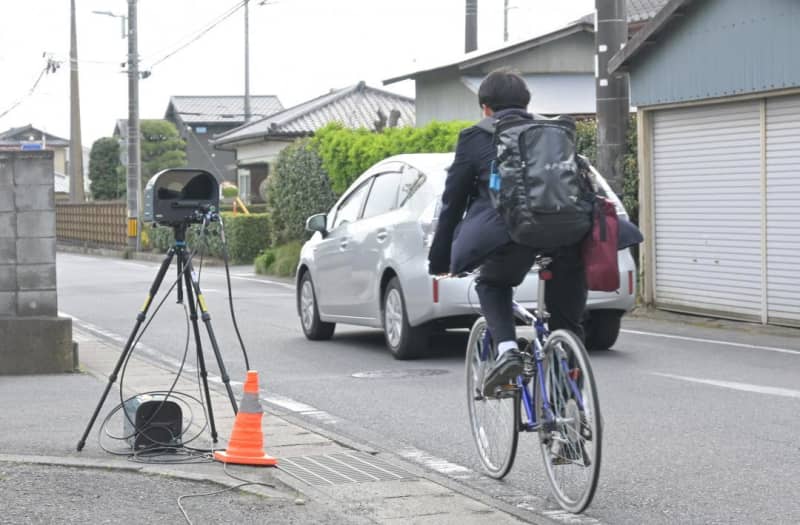 児童らの登校時間帯　通学路で取り締まり　茨城県警