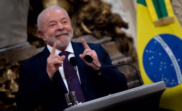 Brasil formaliza su reingreso en UNASUR