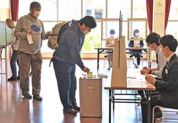 知事交代後初の兵庫県議選　分裂の自民、候補者最多擁立の維新　勢力争い激化