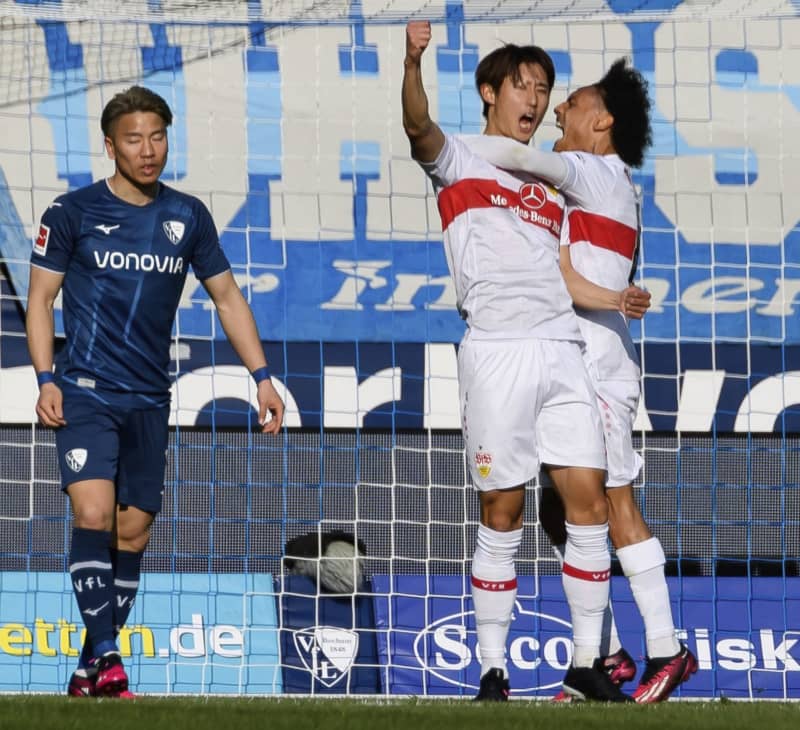 伊藤が今季初ゴール 中村は2戦連続の13点目 ｜ 共同通信