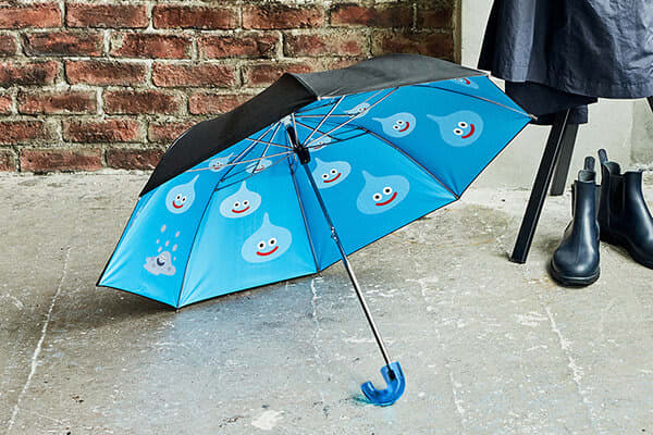 『ドラクエ』人気の“スライム折りたたみ傘”が再受注開始―広げた時のデザインが最高にキュート