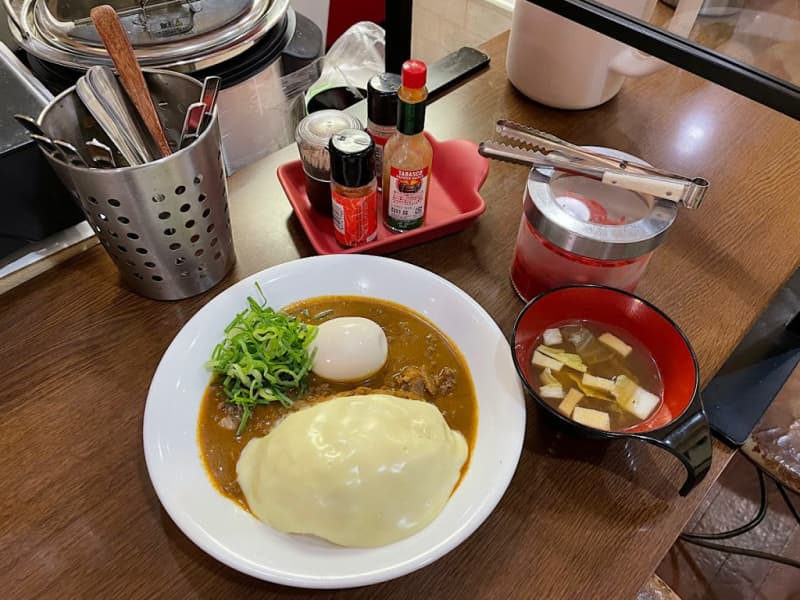 Local production for local consumption, enjoy the keema curry that has been slowly aged!One person also "Kobe Keema Curry Motomachi-dori 3-chome"