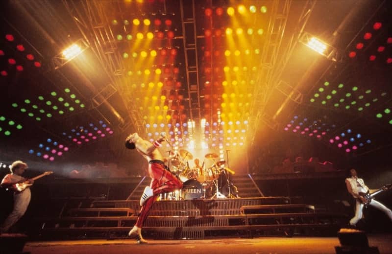 Queen holds a campaign to commemorate the day of their first performance in Japan + a playlist of all 6 performances in Japan