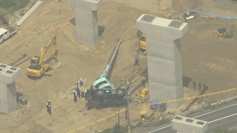 ⚡｜【速報】「クレーン車が転倒した」バイパス道路の工事中　作業員2人けが　広島