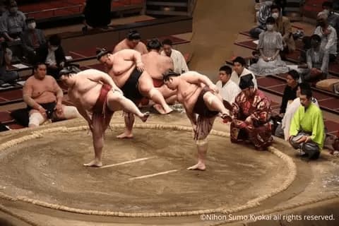 【2023年5月開催！】両国国技館で大迫力の相撲を楽しもう！