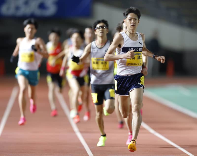 Murayama 6th, Kanetomo 3rd Athletics Hyogo Relay C 1 meters