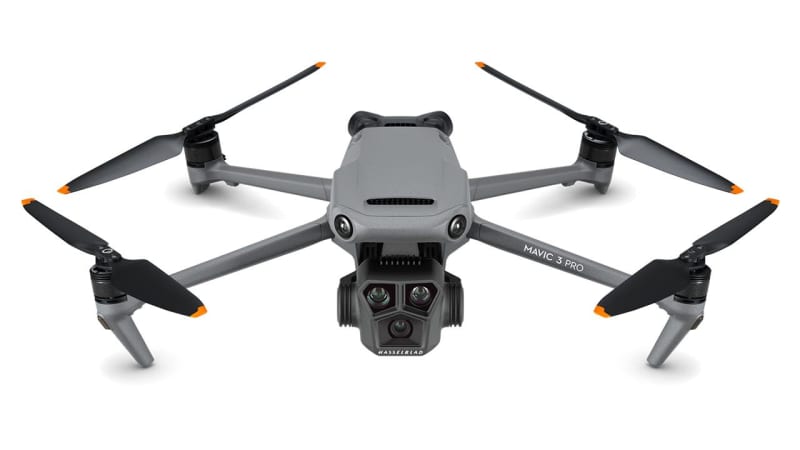 DJI Announces New Mavic 3 Pro! Aerial drone with 3-lens camera