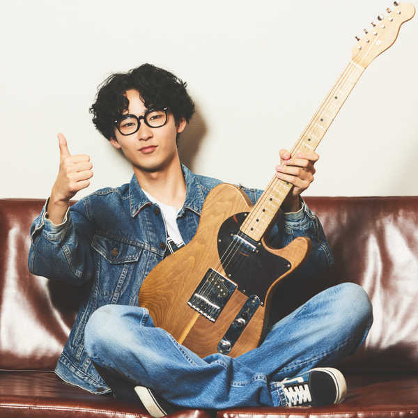 19-year-old singer-songwriter Hiroto Mori releases his first blues song "Ote Tetsu Naide"