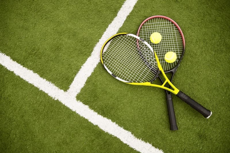 Isn't it just a racket?A thorough explanation of the initial cost of tennis