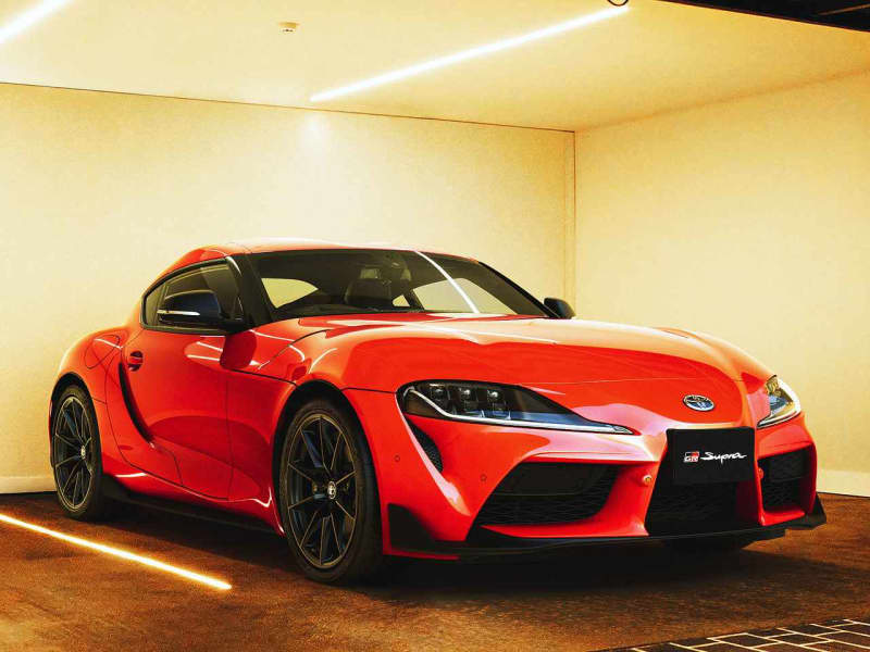 Supra GT4 production reaches 100 units.Special edition car "Plasma Orange 100...