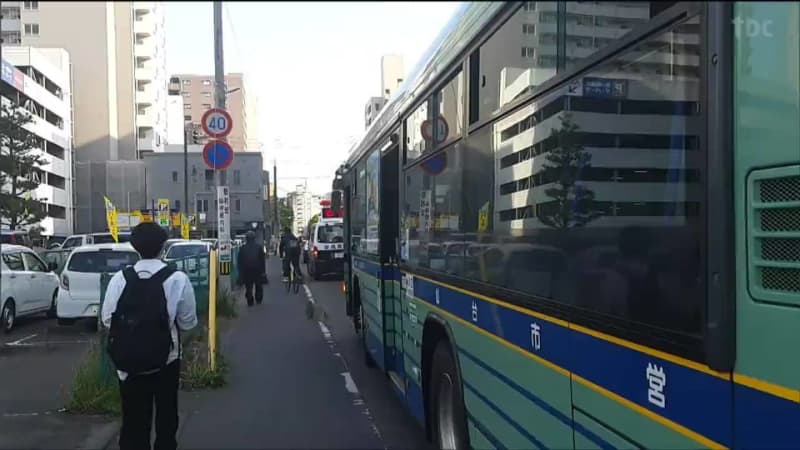 市バスと自転車が接触　自転車の69歳男性軽いけが「歩行者避けようとバランス崩し車道へ」　仙台