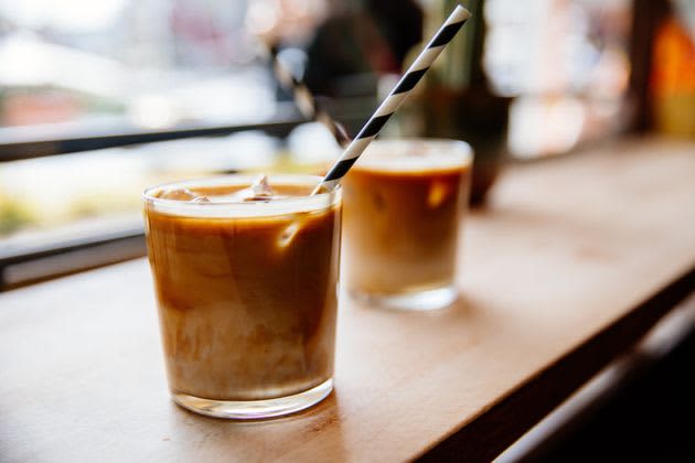 This is the rumored “milk-brewed coffee”.Coffee is "mecha claim" in milk.I want to drink heavily on a hot day...