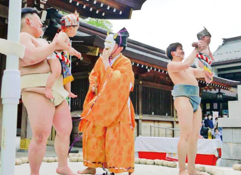 Praying for the safety of children "Crying sumo" Chuo Ward, Sagamihara City