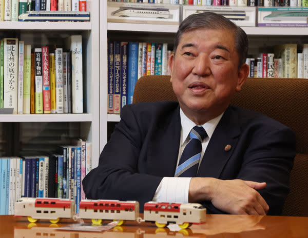 衆院議員・石破茂氏が寝台列車への愛を語り尽くす「1000回は乗った」政界きっての“乗り鉄”