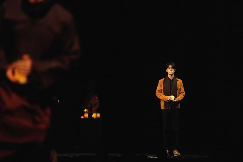 シャオ・ジャンが涙、2年で9都市72公演の舞台を完走