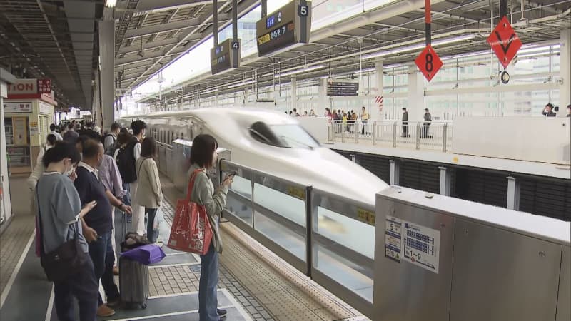 ゴールデンウイーク“Ｕターンラッシュ”ピークを迎える　空港の到着ロビーや駅で混…
