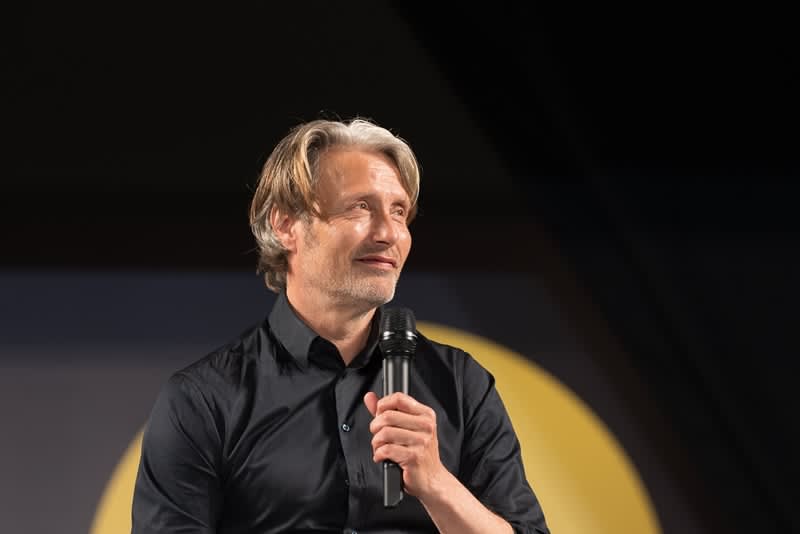 Mads Mikkelsen "I want to play a zombie next" Orlando Bloom and Millibobi also appeared "Osaka Comic Con ...