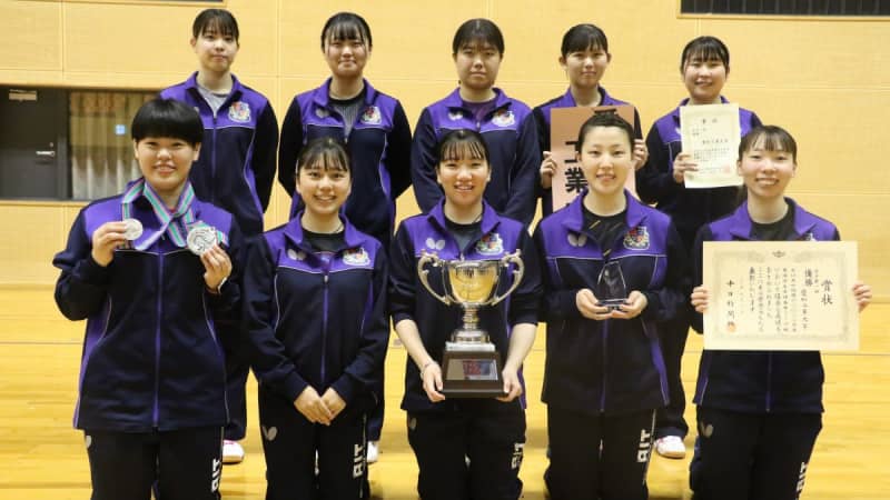 Aichi Institute of Technology wins both men and women undefeated Ayami Menda wins the best player award and rookie award <Tokai Student Table Tennis Spring League>