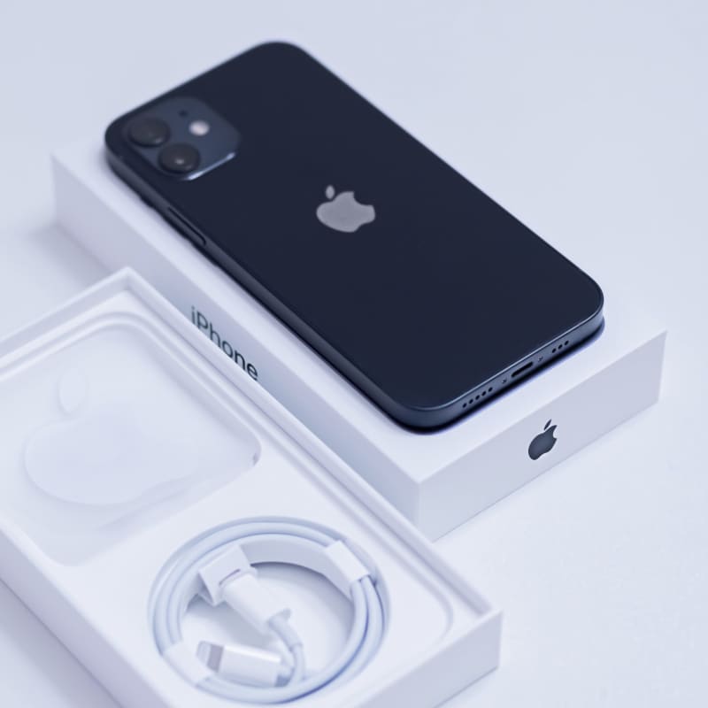 EU、USB-C搭載iPhoneついて「独自認証で充電速度を制限するなら販売を禁止する」旨を書…