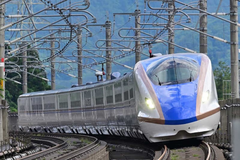 JR East and JR West are technically cooperating on automatic operation of the Shinkansen.System development and cost reduction